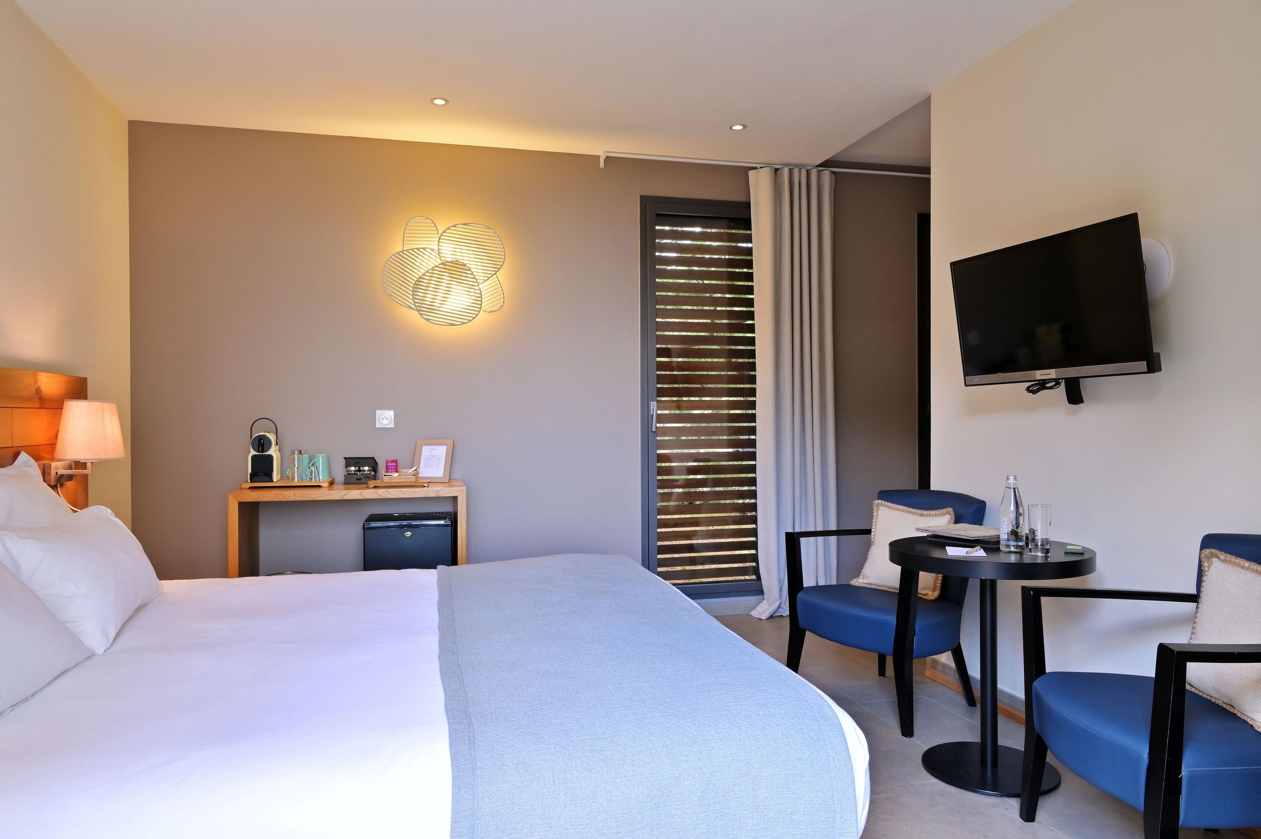 Les chambres confortables de l'hôtel Tomino dans le Cap Corse